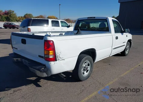 2004 GMC Sierra 1500 из США, поврежденный, VIN 1GTEC14X94Z181661